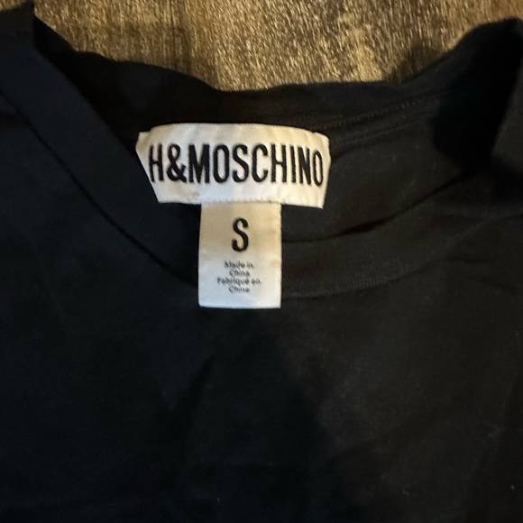 Men’s H&M moschino collaboration t shirt - Picture 2 of 2